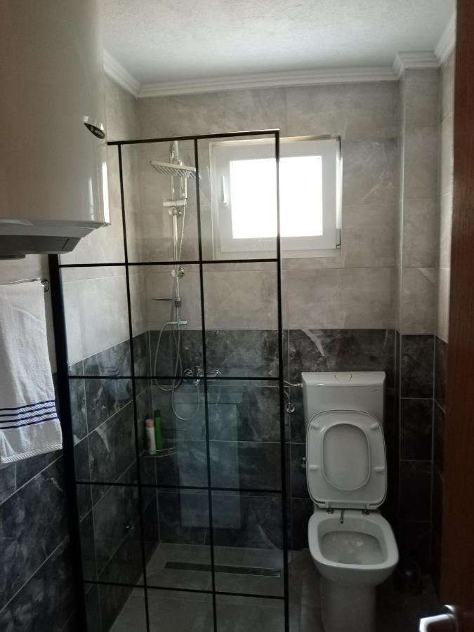 Azra Apartment