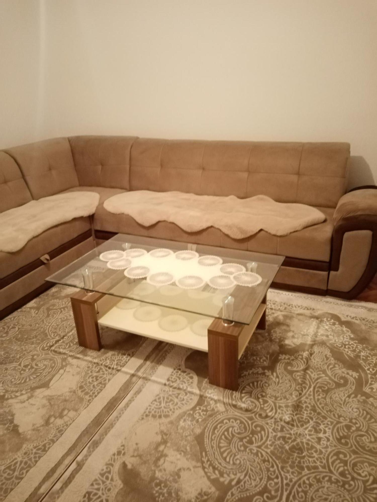 Azra Apartment